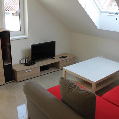 Apartmany Pri Auparku Piest'any Buitenkant foto