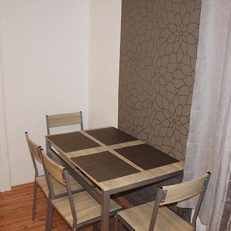Apartmany Pri Auparku Piest'any Buitenkant foto