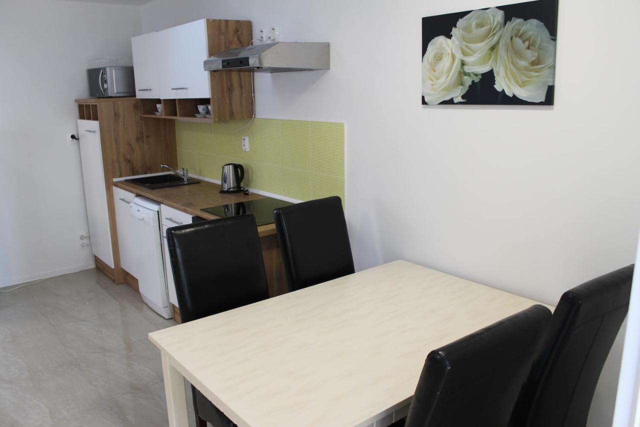 Apartmany Pri Auparku Piest'any Buitenkant foto