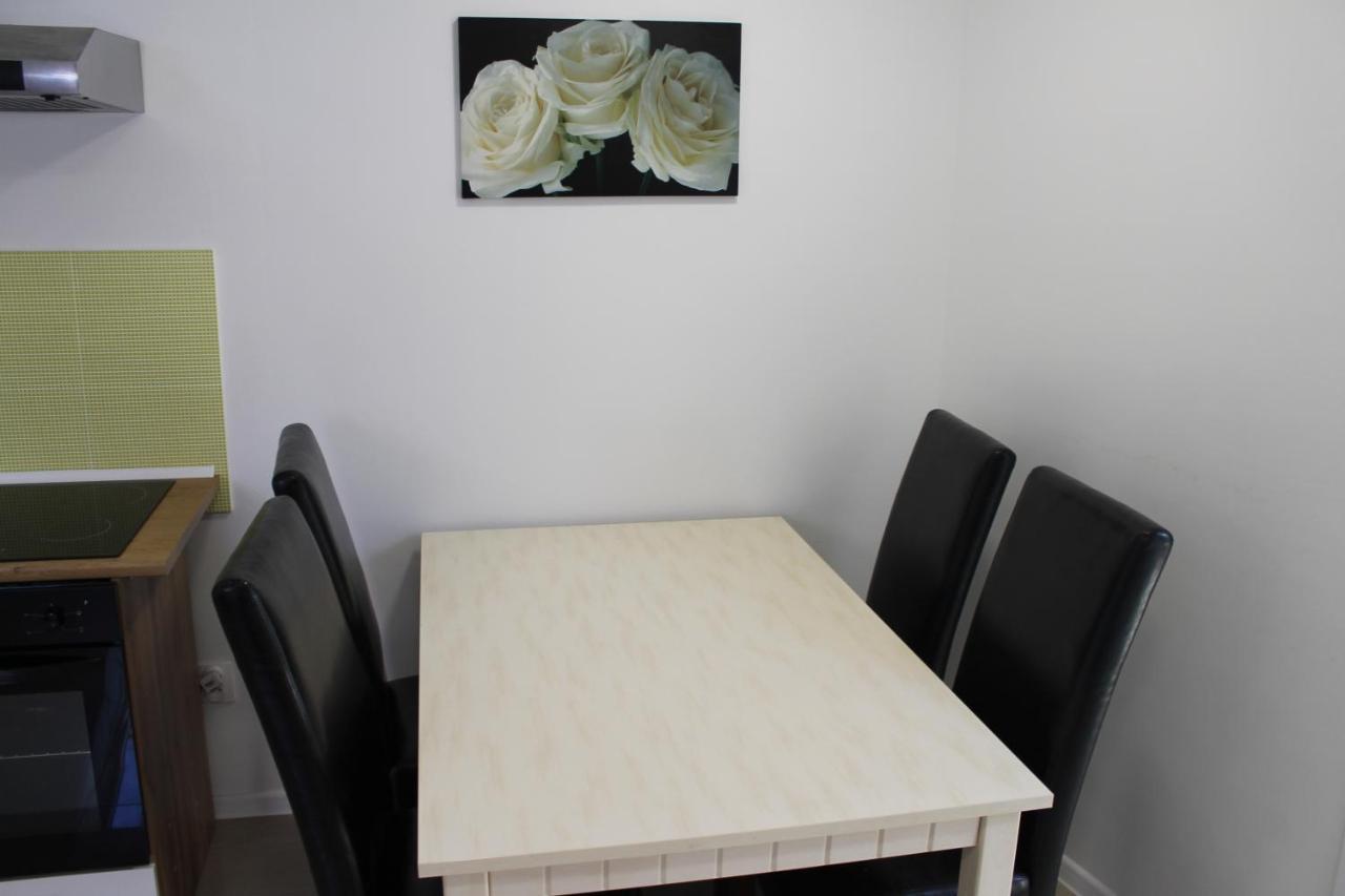 Apartmany Pri Auparku Piest'any Buitenkant foto