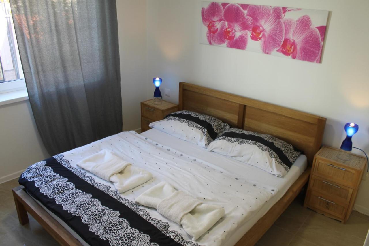 Apartmany Pri Auparku Piest'any Buitenkant foto