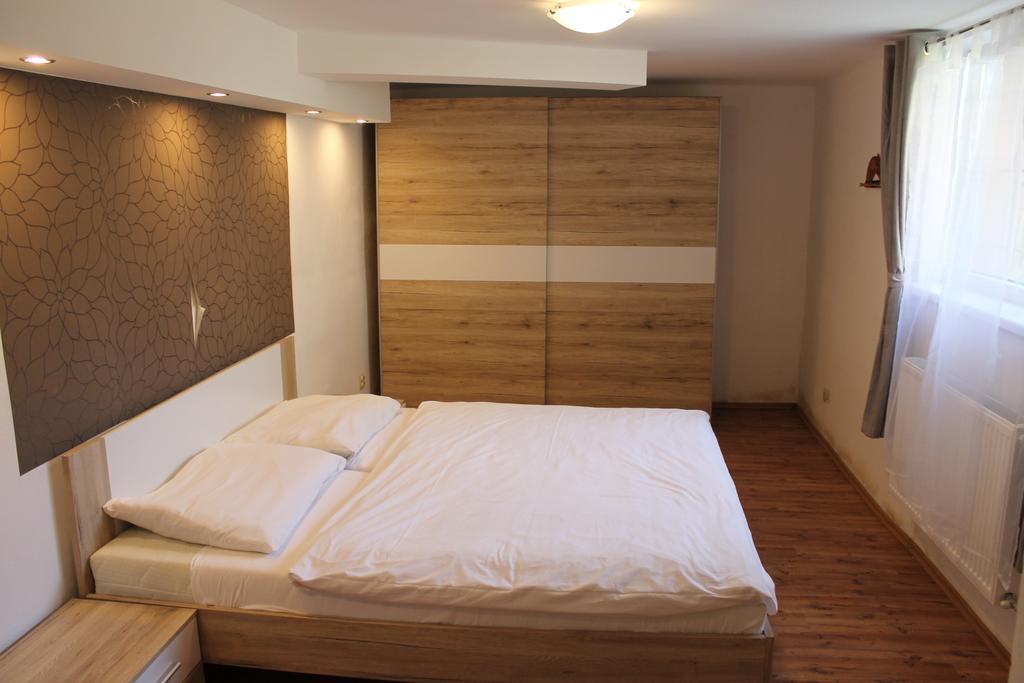 Apartmany Pri Auparku Piest'any Buitenkant foto